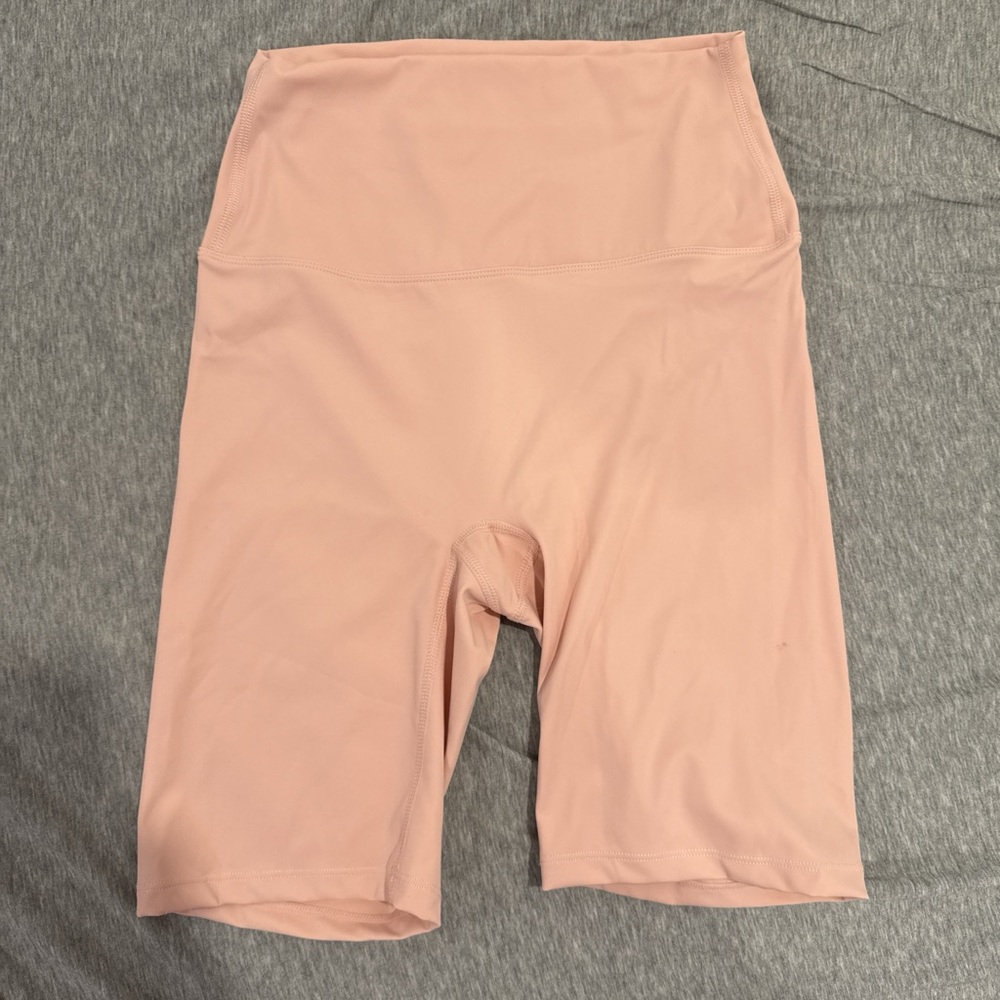 Pink High-Waisted Bike Shorts with Seamless Design